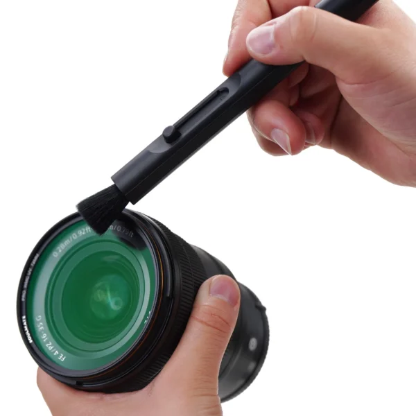 UES DKL-16 DSLR Camera APS-C Lens & Sensor Cleaning Kit - Image 2