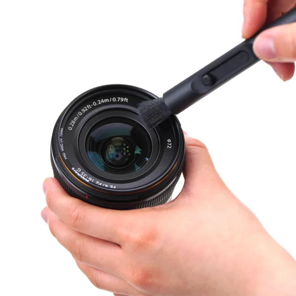 UES DKL-16 DSLR Camera APS-C Lens & Sensor Cleaning Kit - Image 3