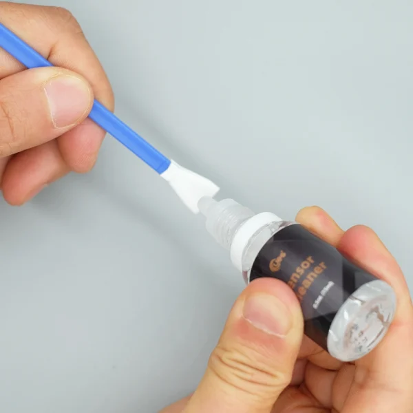 UES Micro 4/3 Sensor Cleaning Kit - Image 7